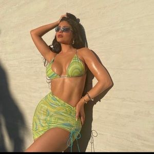 SEL DOVAL BARLOS SET AS SEEN ON KYLIE JENNER